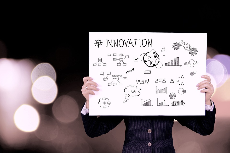 Navigating-the-Challenges-of-Entrepreneurship-Expert-Advice.jpg