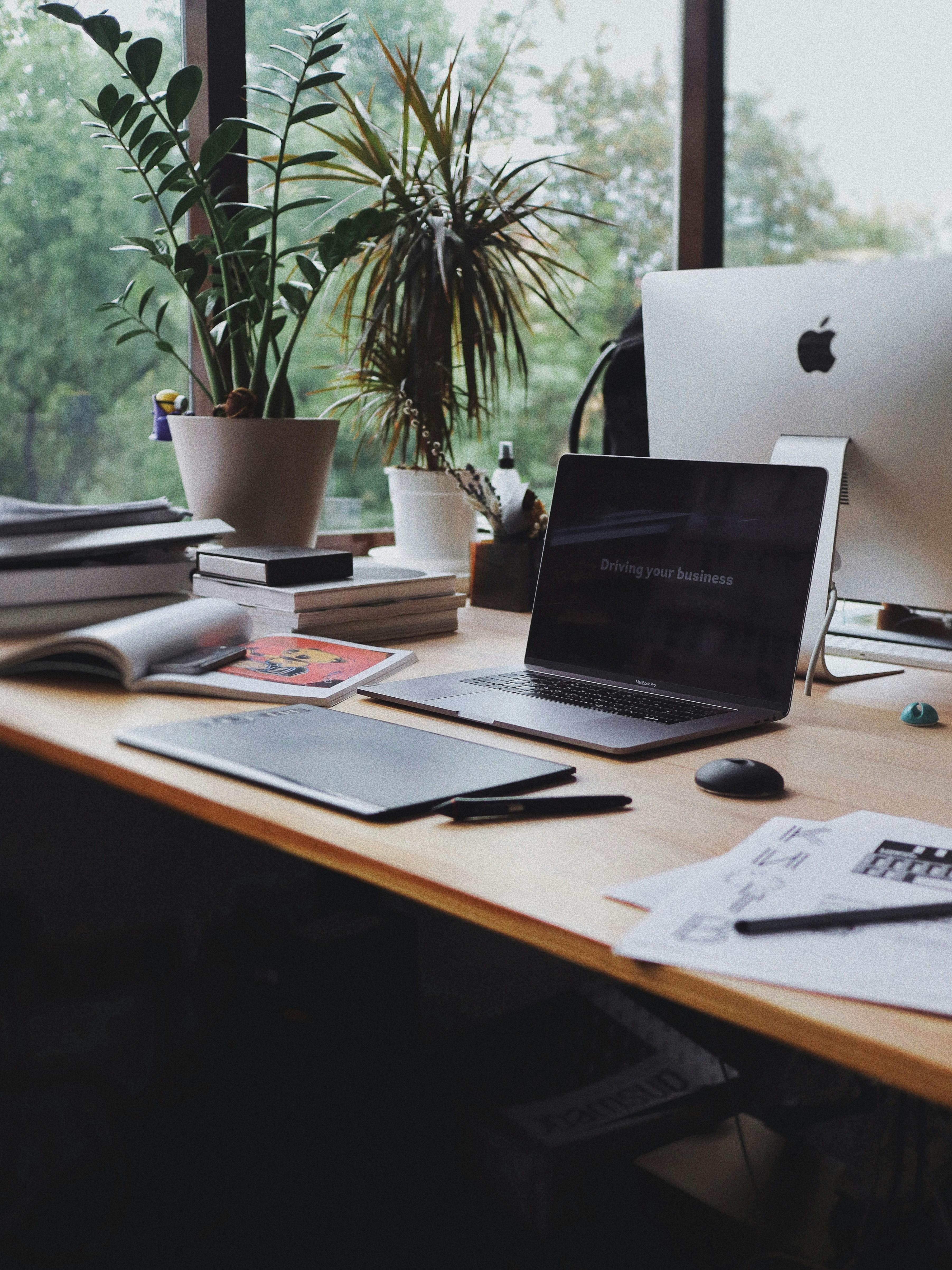 Breaking Free from​ Cubicles ⁤The Practical ​Magic of⁤ Laptop-Centric⁣ Workspaces